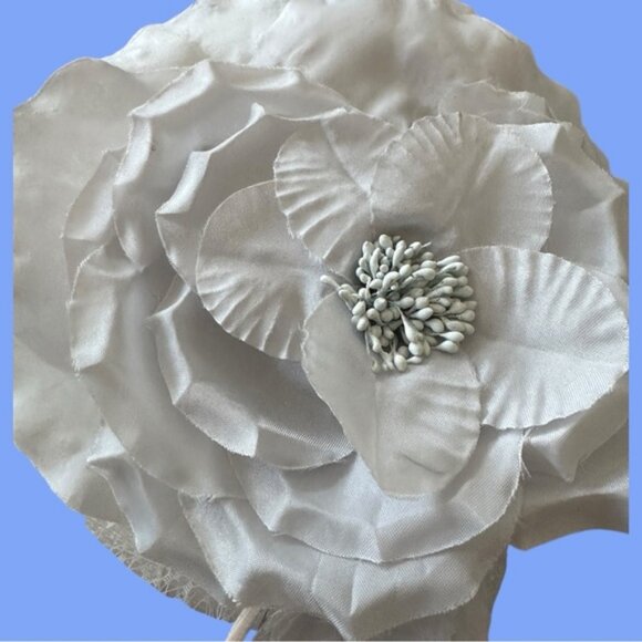 KAKY Fascinator Grey Veiled Hat (NWT) - Picture 3 of 8